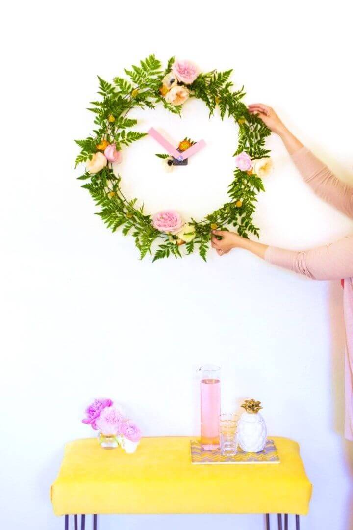 Easy DIY Floral Wall Clock