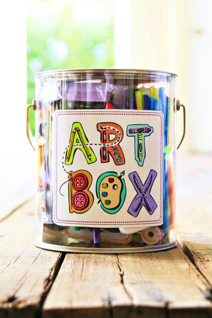 Easy DIY Homemade Art Box