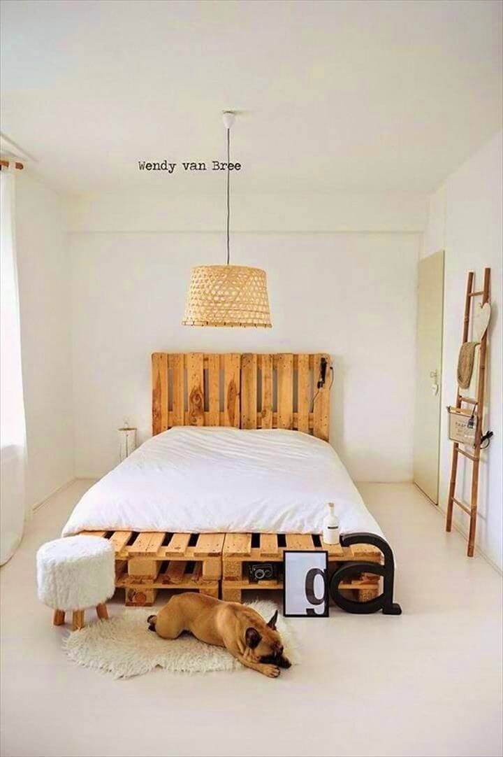 Easy DIY Wood Pallet Bed Frame