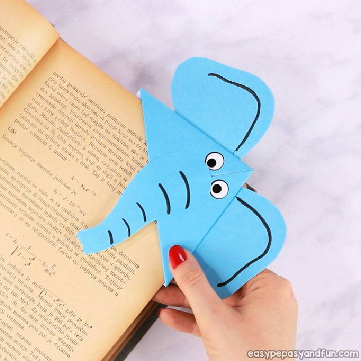 How to Make Elephant Corner Bookmark