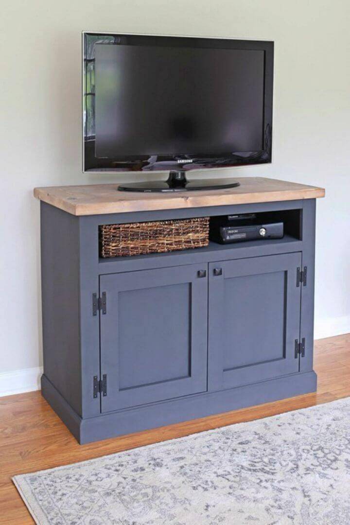 How to Make Rustic TV Stand