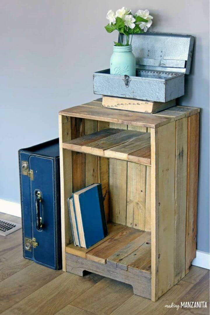Make Rustic Style Pallet Wood Side Table
