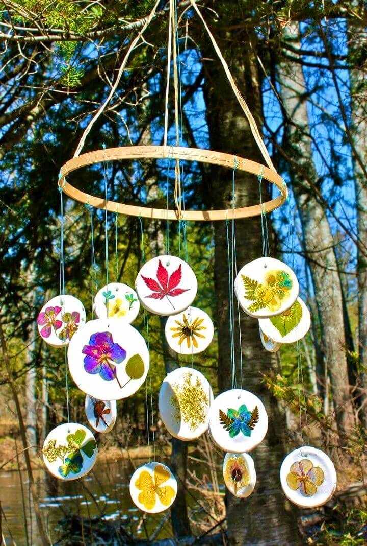 How to Make a Pressed Flower Mobile
