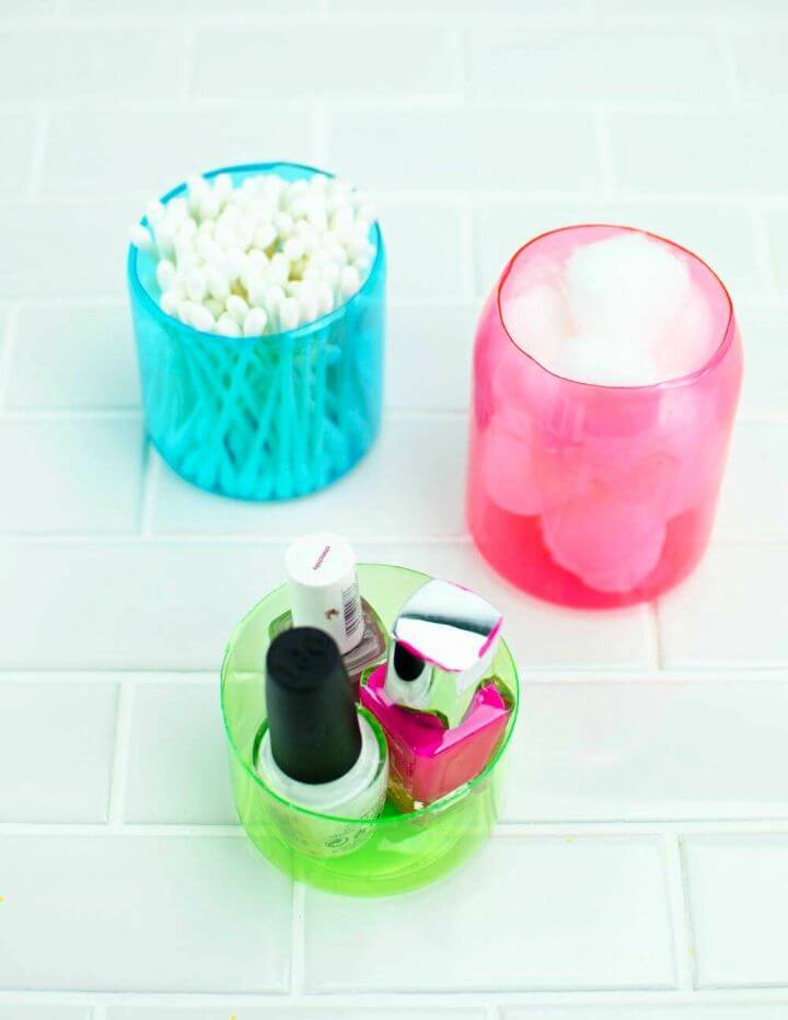 Quick DIY Plastic Bottle Organizer