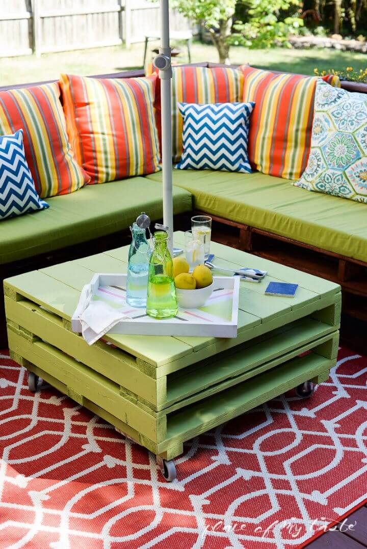 pallet outdoor dining table