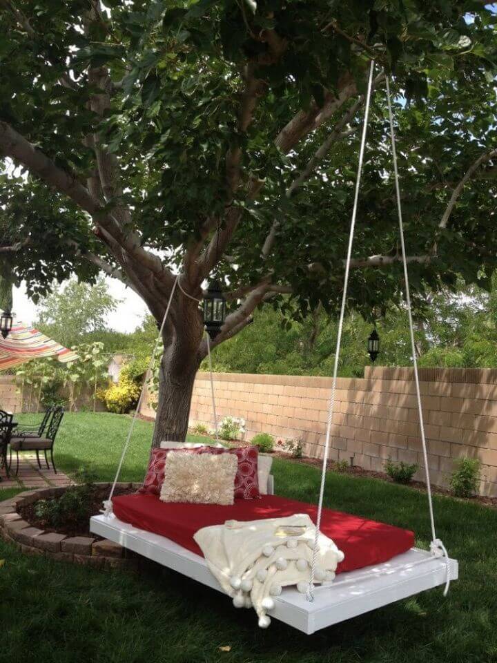 DIY Hanging Lounger From Recycled Pallets