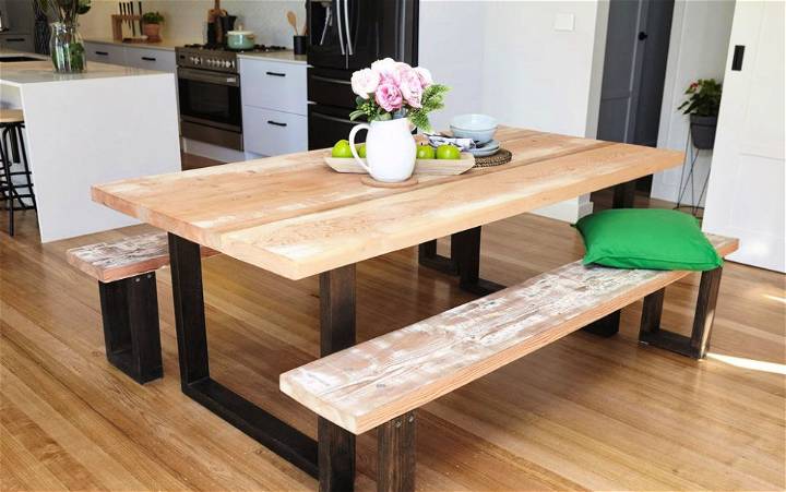 DIY Wooden Dining Table