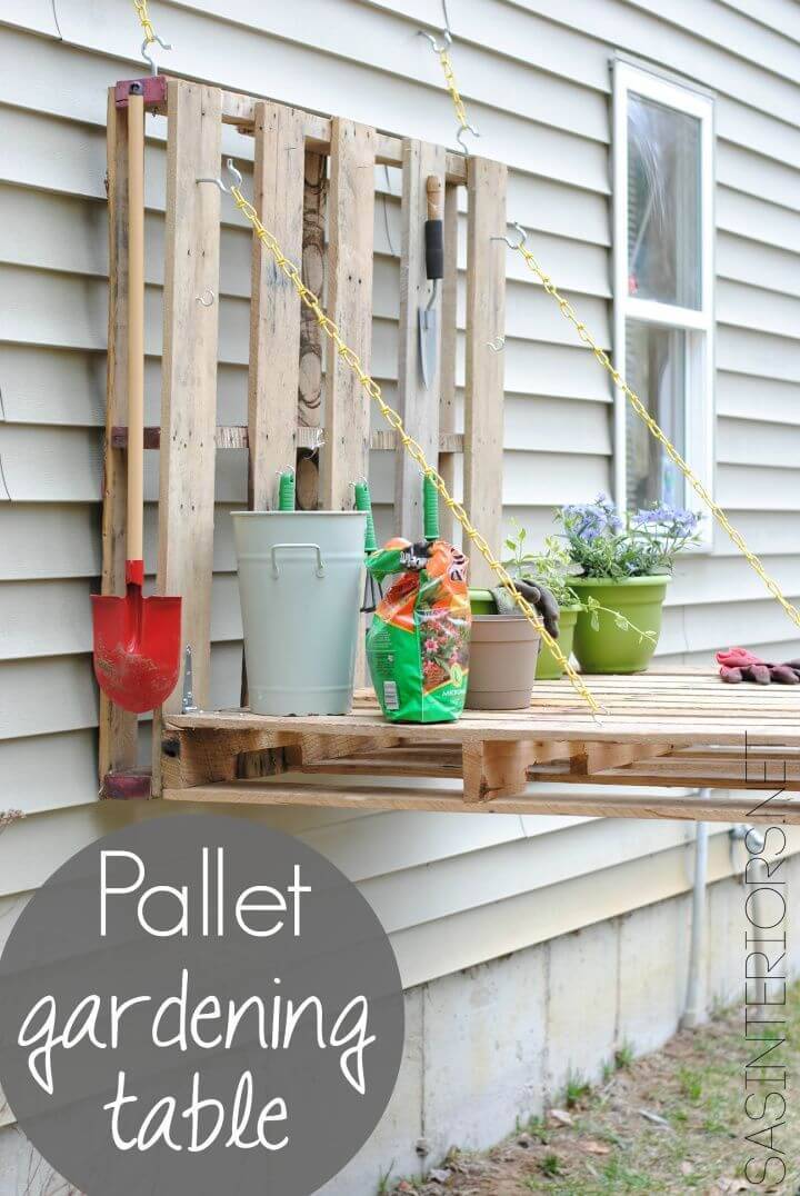 Easy DIY Pallet Gardening Table