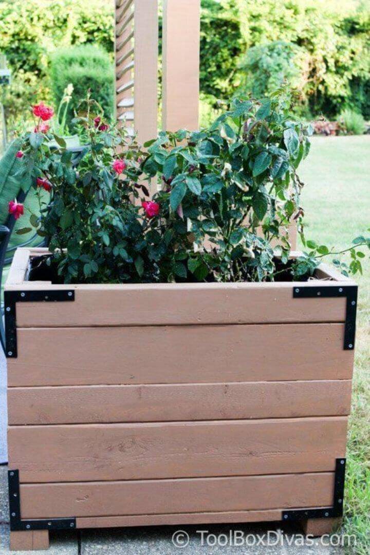 How to Build a Large Planter Box