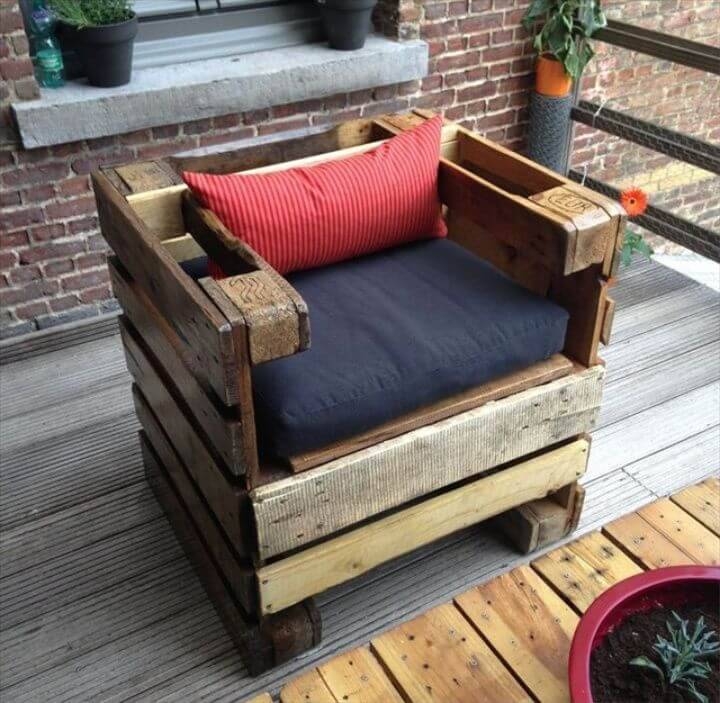 How to Make Pallet Chair