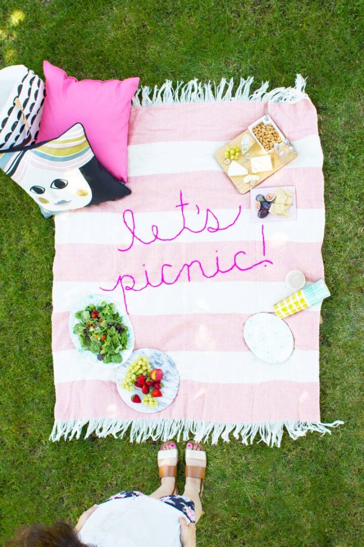 Awesome DIY Giant Embroidery Picnic Blanket