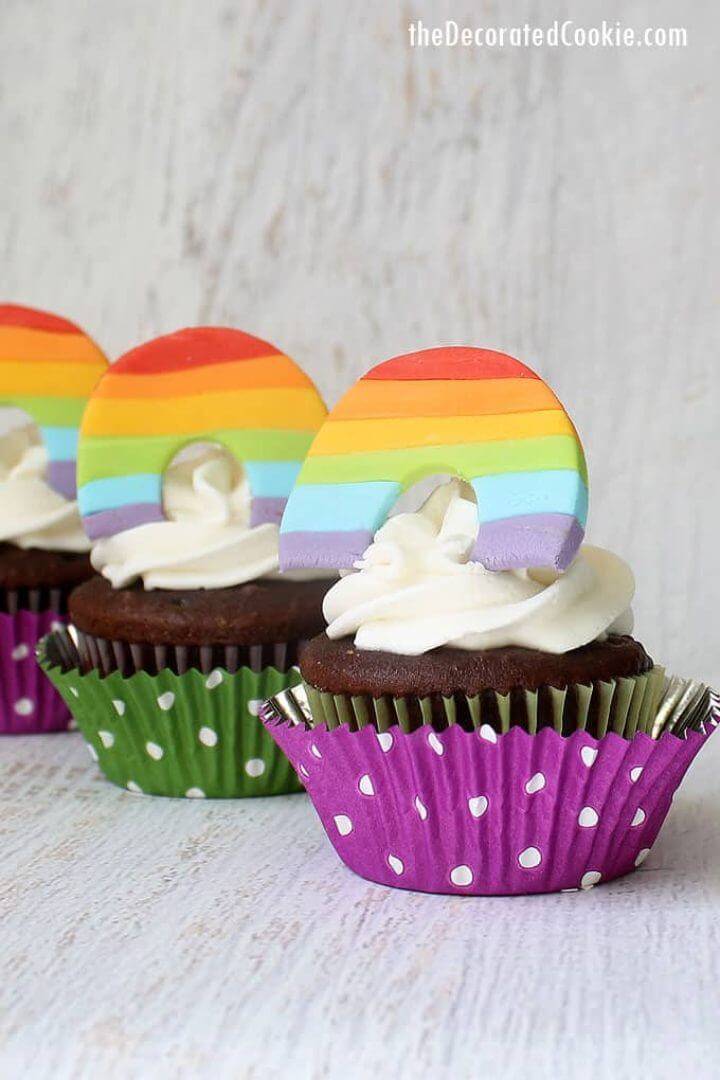 DIY Fondant Rainbow Cupcake Toppers