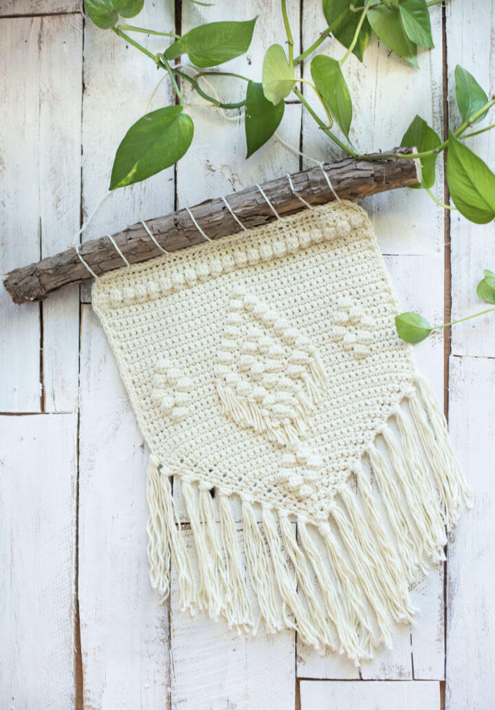 How to Crochet Bohemian Wall Hanging