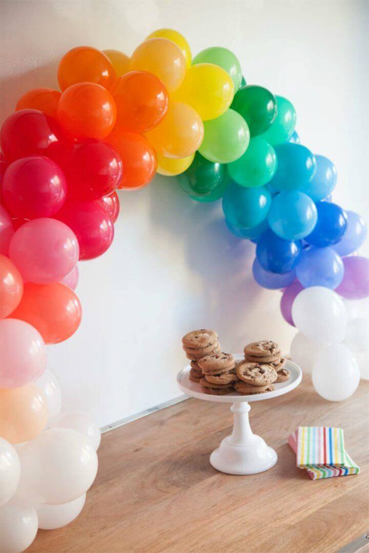 Make Mini Rainbow Balloon Arch
