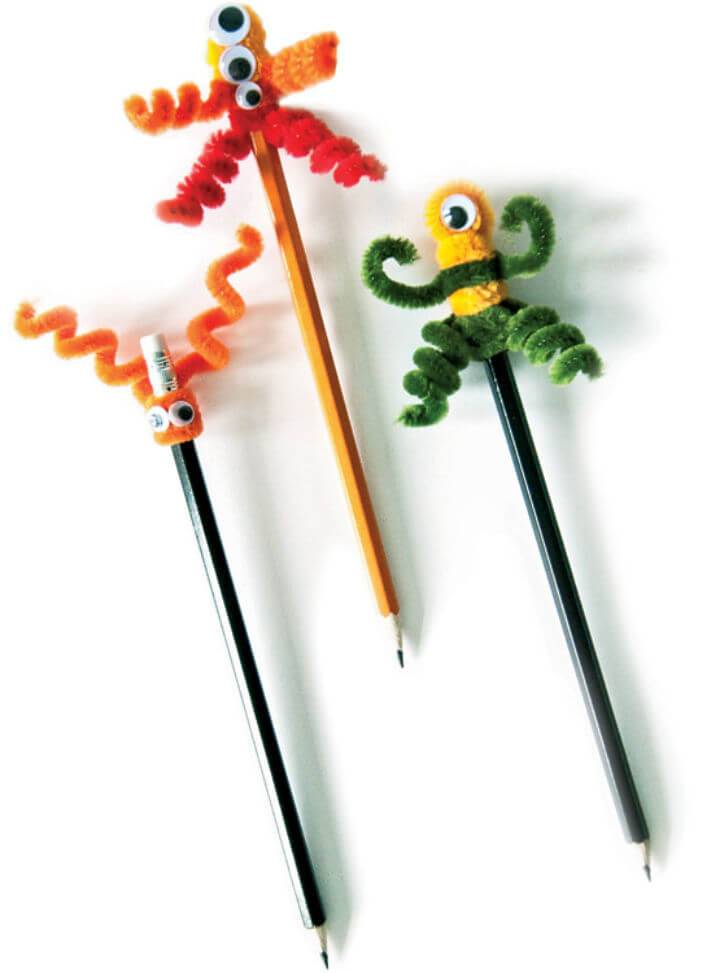 Simple DIY Pipe Cleaner Pencil Toppers