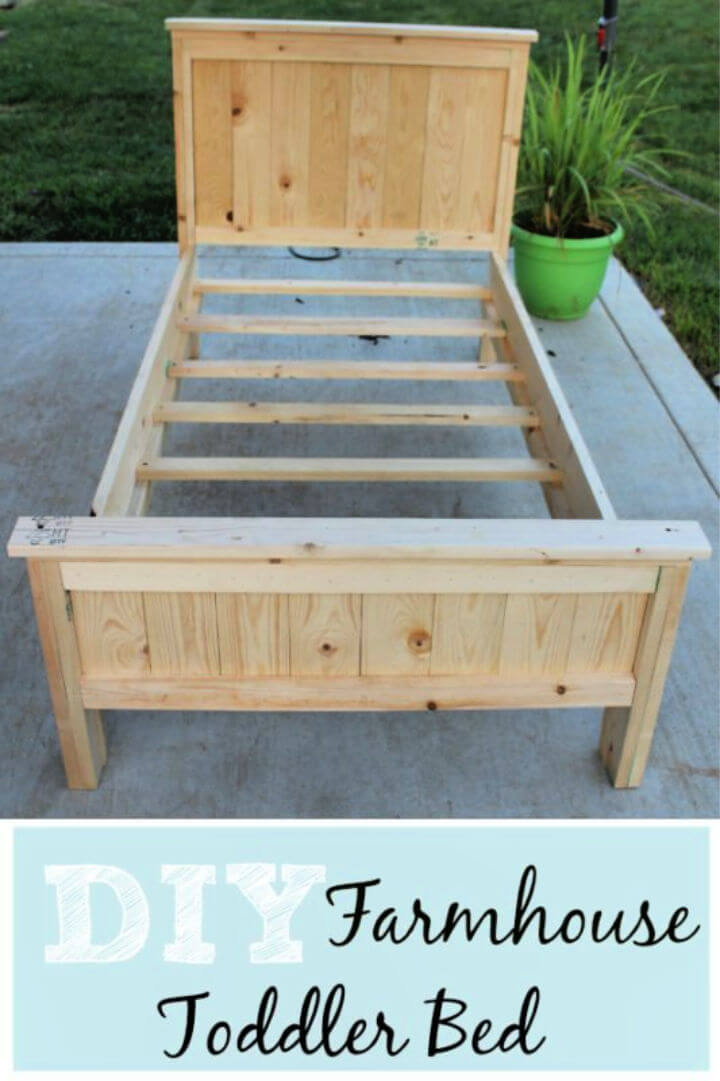 Adorable DIY Toddler Bed