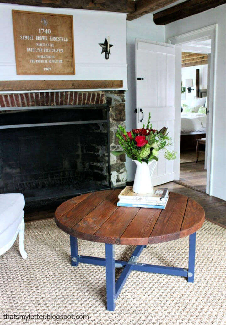 15 DIY Round Coffee Table Ideas & Free Plans - DIY Crafts