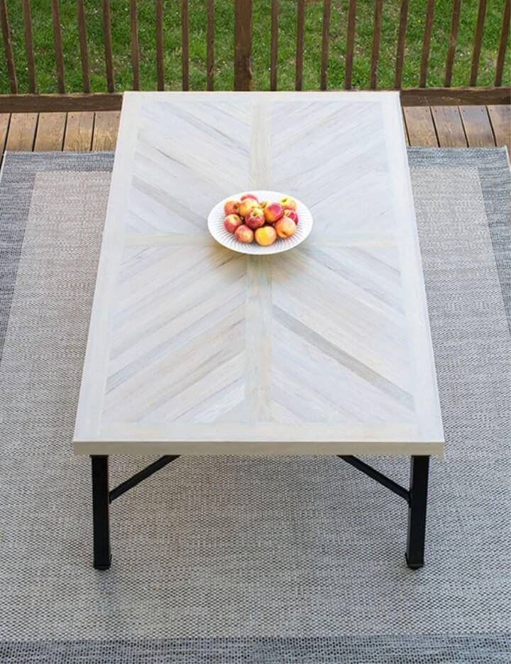 Build an Outdoor Dining Table