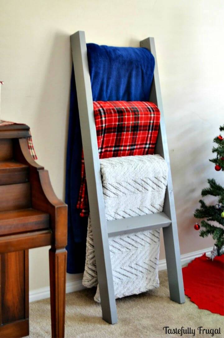 Chic and Versatile Blanket Ladder