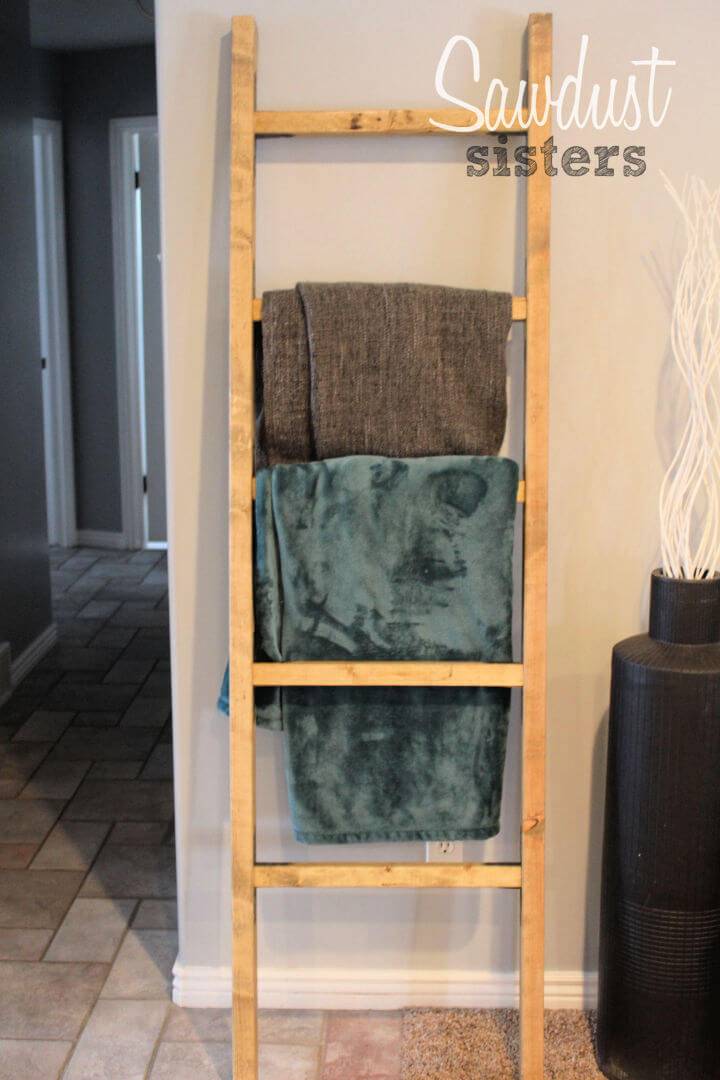 Wooden Blanket Ladder for Your Bathroom