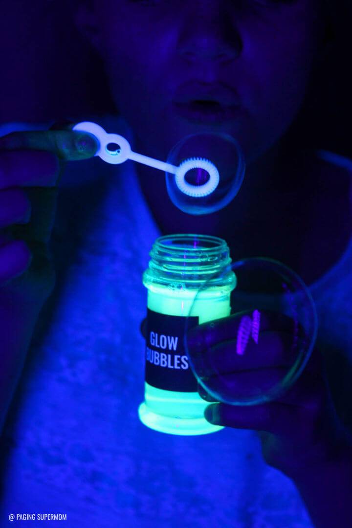DIY Glow Bubbles Recipe