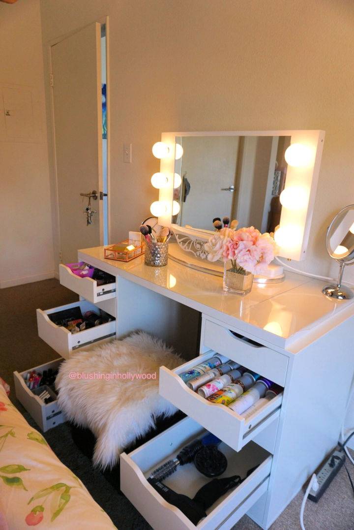 Diy Makeup Vanity Ideas, How To Make A Small Vanity Table Top