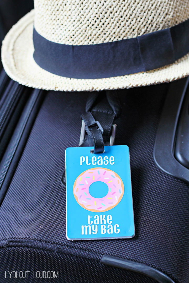 DIY Luggage Tag Step by Step Instructions