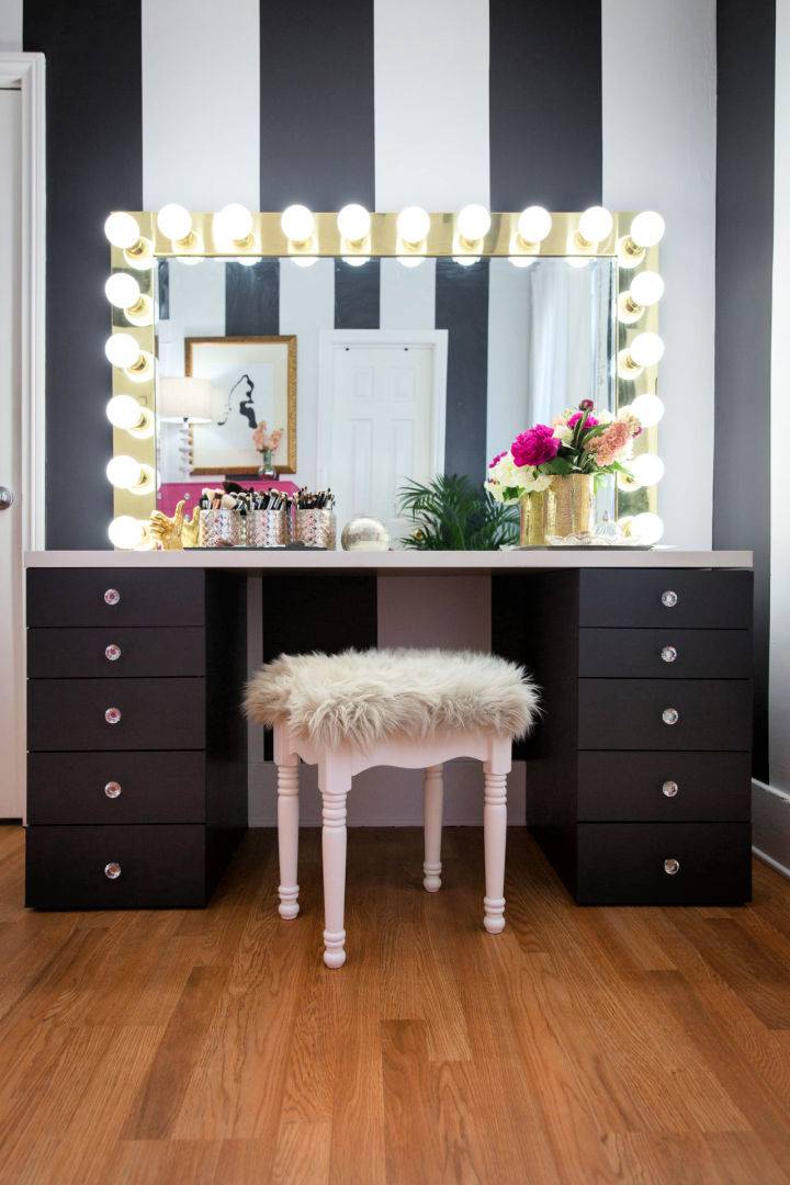 DIY Makeup Vanity with Lighted Mirror