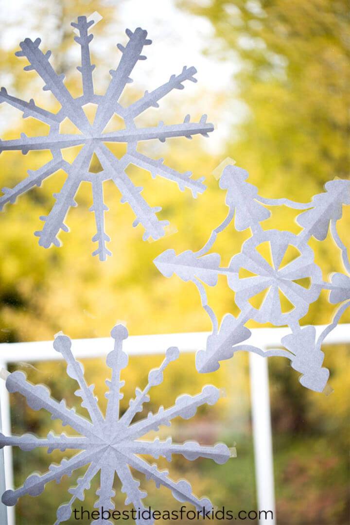 Easy DIY Paper Snowflakes