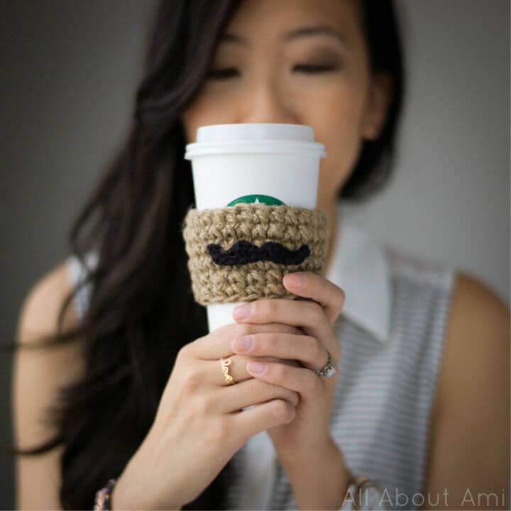Free Crochet Moustache Coffee Sleeves Pattern