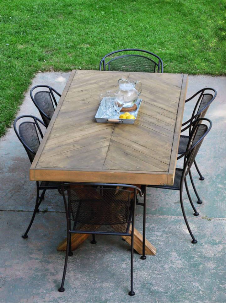 How to Build Your Own Outdoor Dining Table