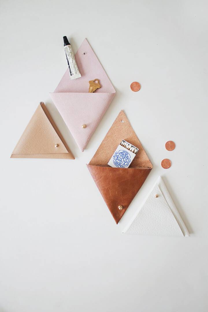 How to Make Triangle Leather Pouch