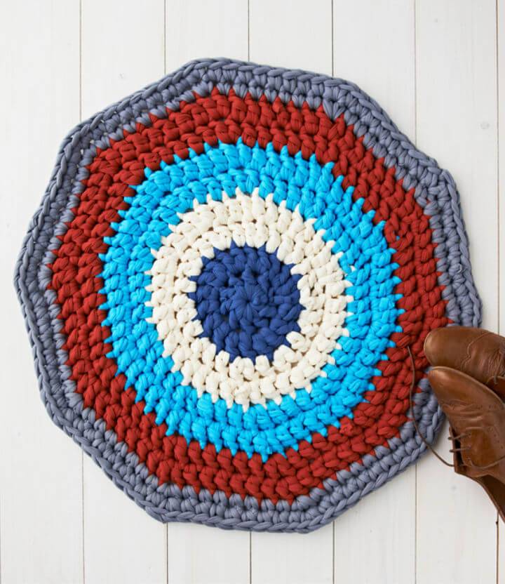 Make T shirt Yarn Rug Free Crochet Pattern