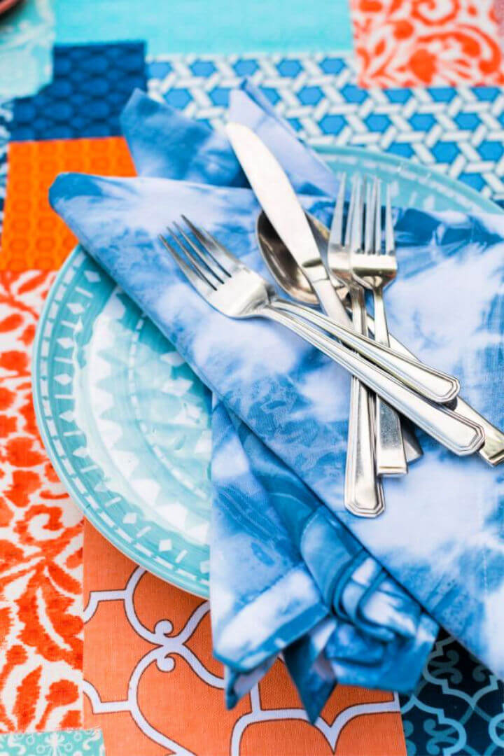 Make Your Own Shibori Style Tie Dye Napkins