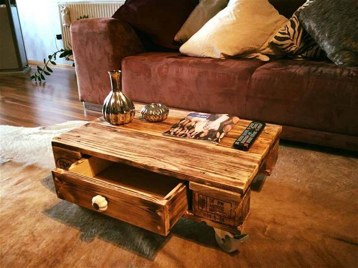 Pallet Coffee Table with One Drawer