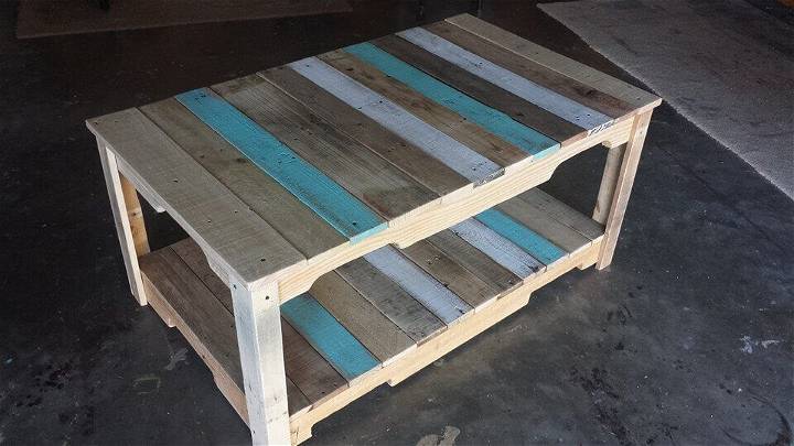 Pallet Coffee Table with Stained Stripes