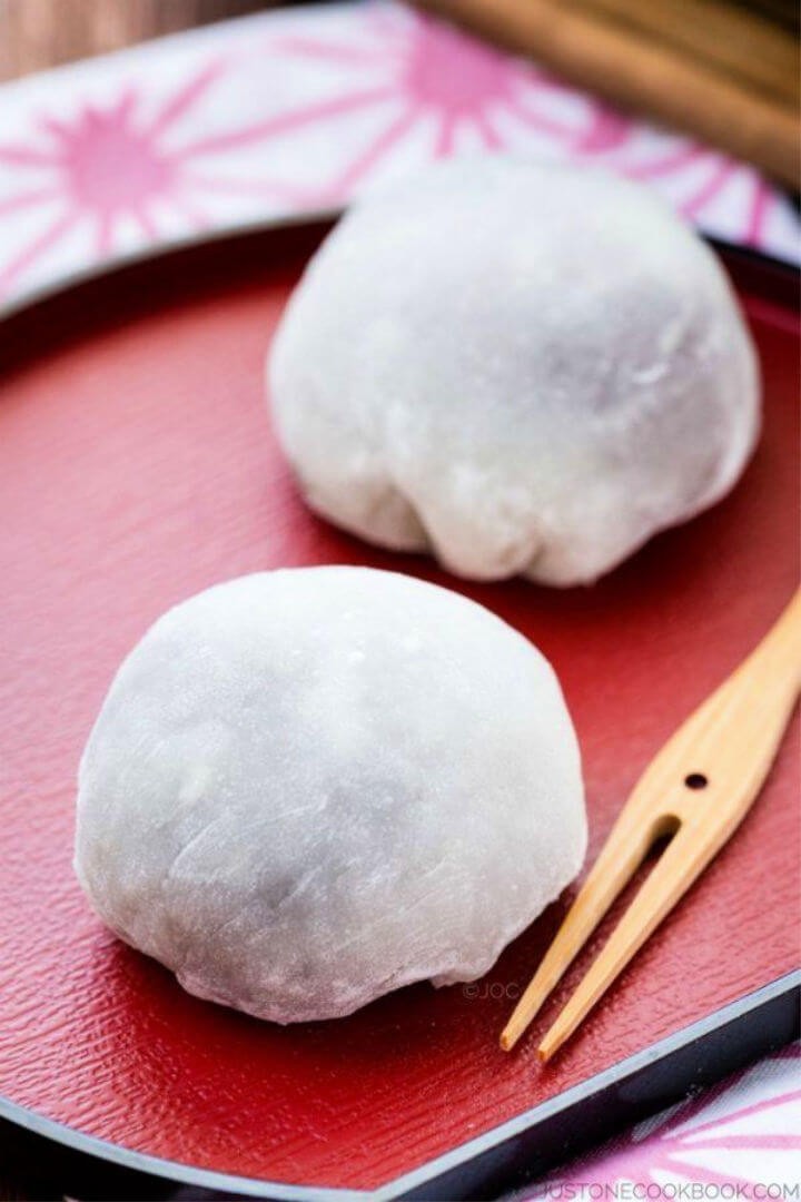 Popular Japanese Sweet Daifuku