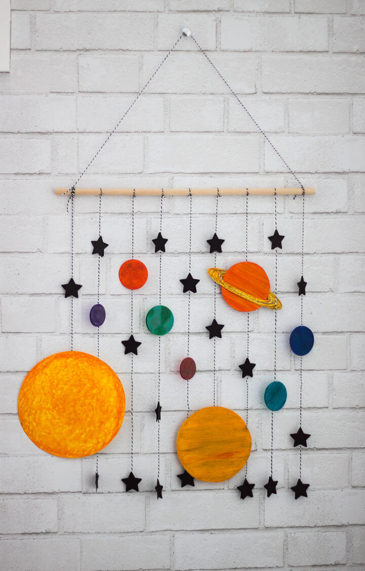 Pretty DIY Space Mobile Craft