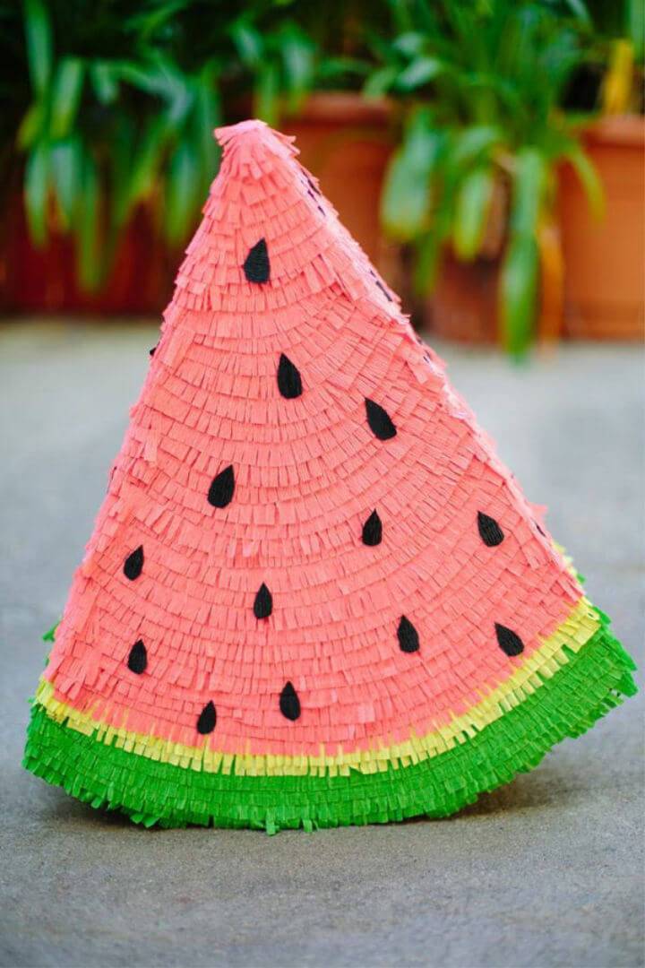 Pretty DIY Watermelon Pinata