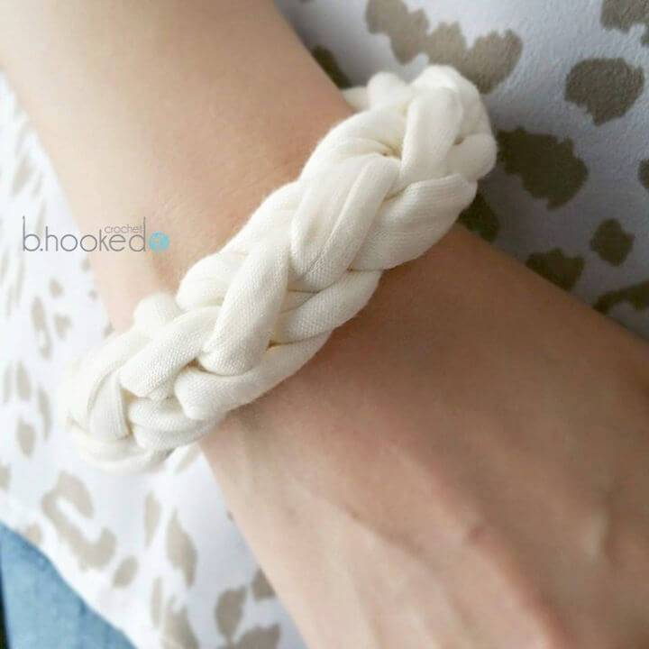 Quick Crochet Jersey Bracelet Free Pattern