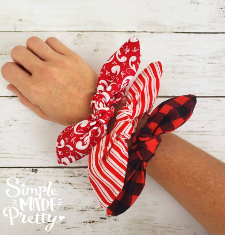 Handmade Scrunchy With a Cricut Machine