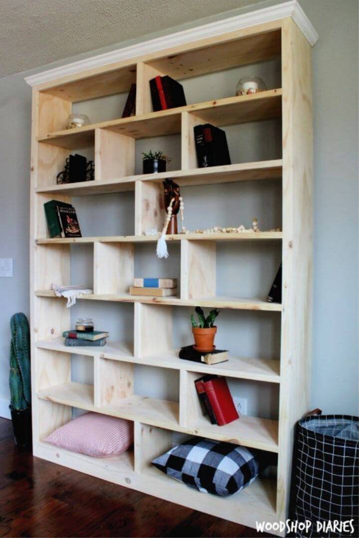Simple and Modern DIY Wooden Bookshelf