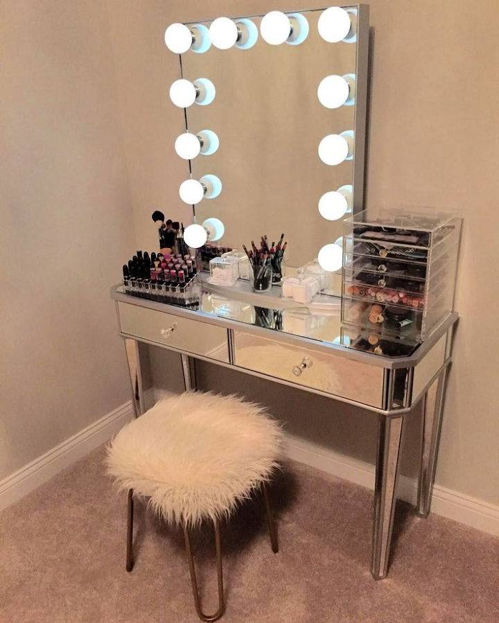 Diy Makeup Vanity Ideas, Small Vanity Mirror For Desk