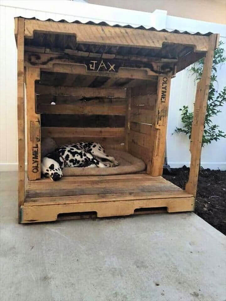 Dog bed outlet out of pallets