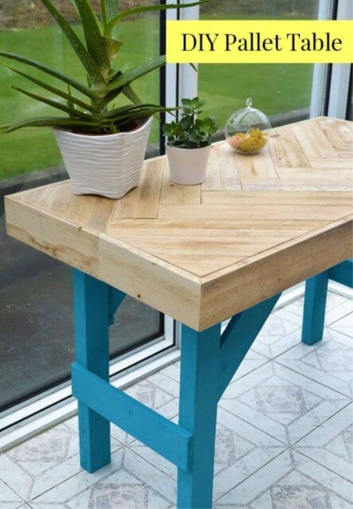 Wooden Table with Pallet Wood
