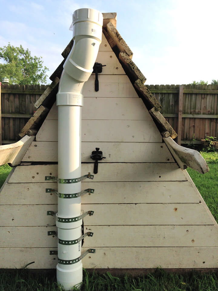 Adorable DIY Chicken Feeder