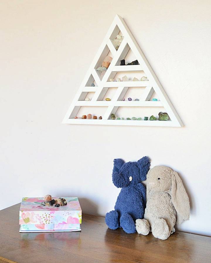 Adorable DIY Triangle Display Shelf