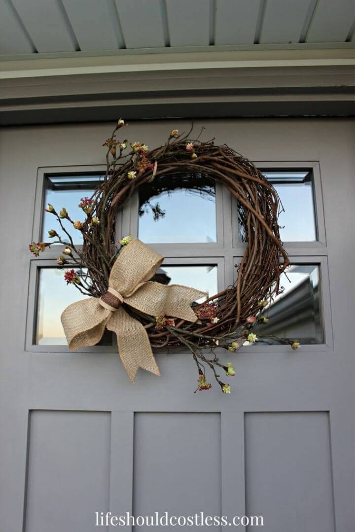 Awesome DIY Burlap Bow Fall Wreath