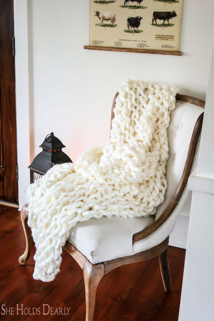 Beginner Arm Knit Blanket Tutorial