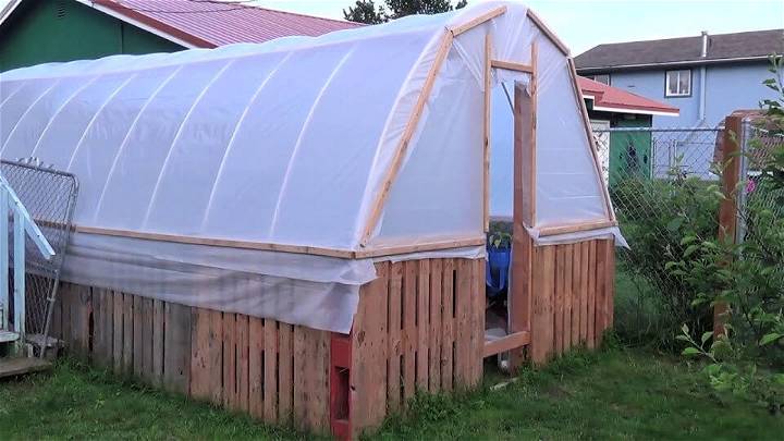 Build Your Own Pallet Green House